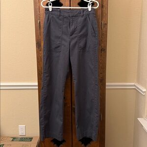 LOFT Outlet Dark Gray Utility Pant Women's Tagged Size 2 (fits like Size 6/8)